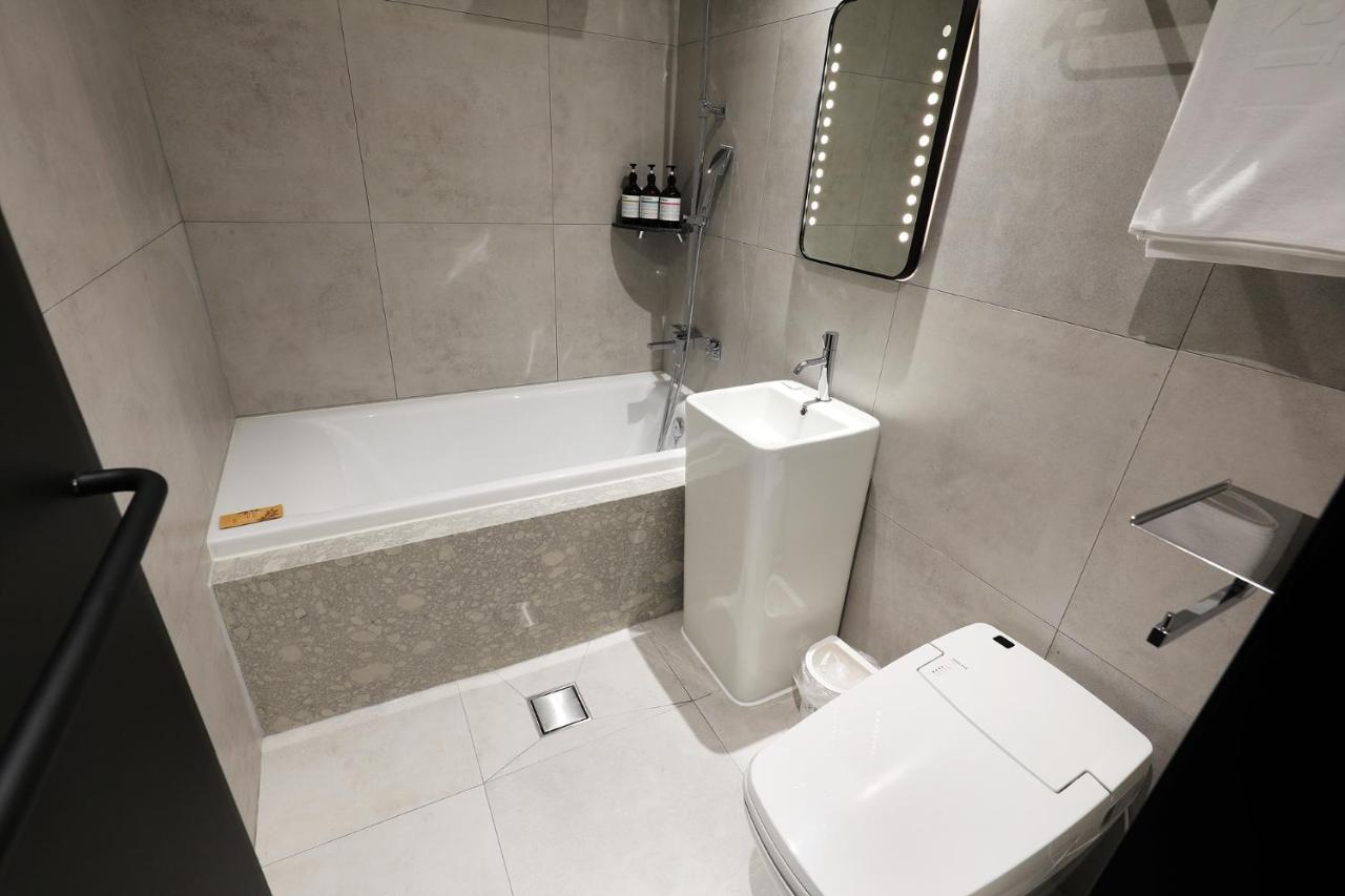 Mari Hotel Chungju Extérieur photo