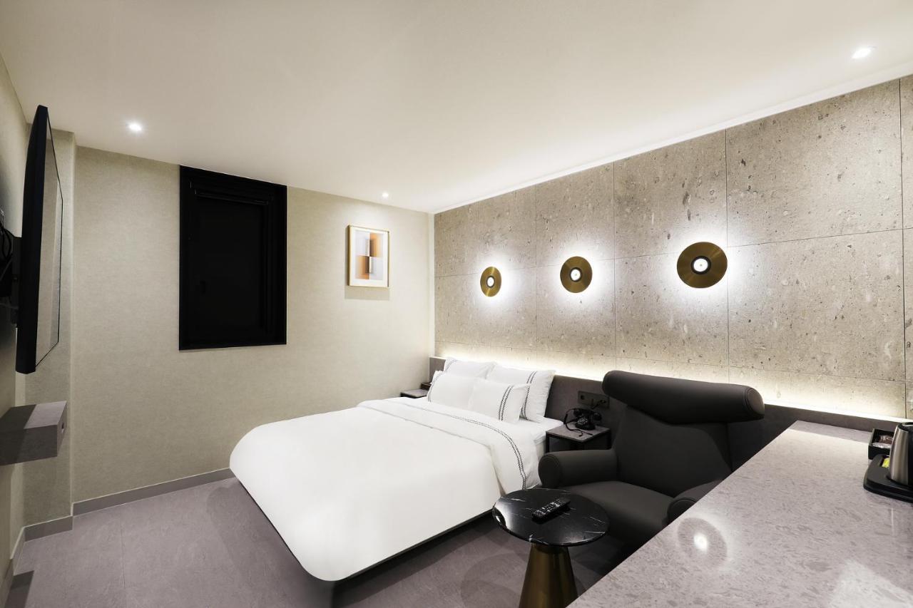 Mari Hotel Chungju Extérieur photo