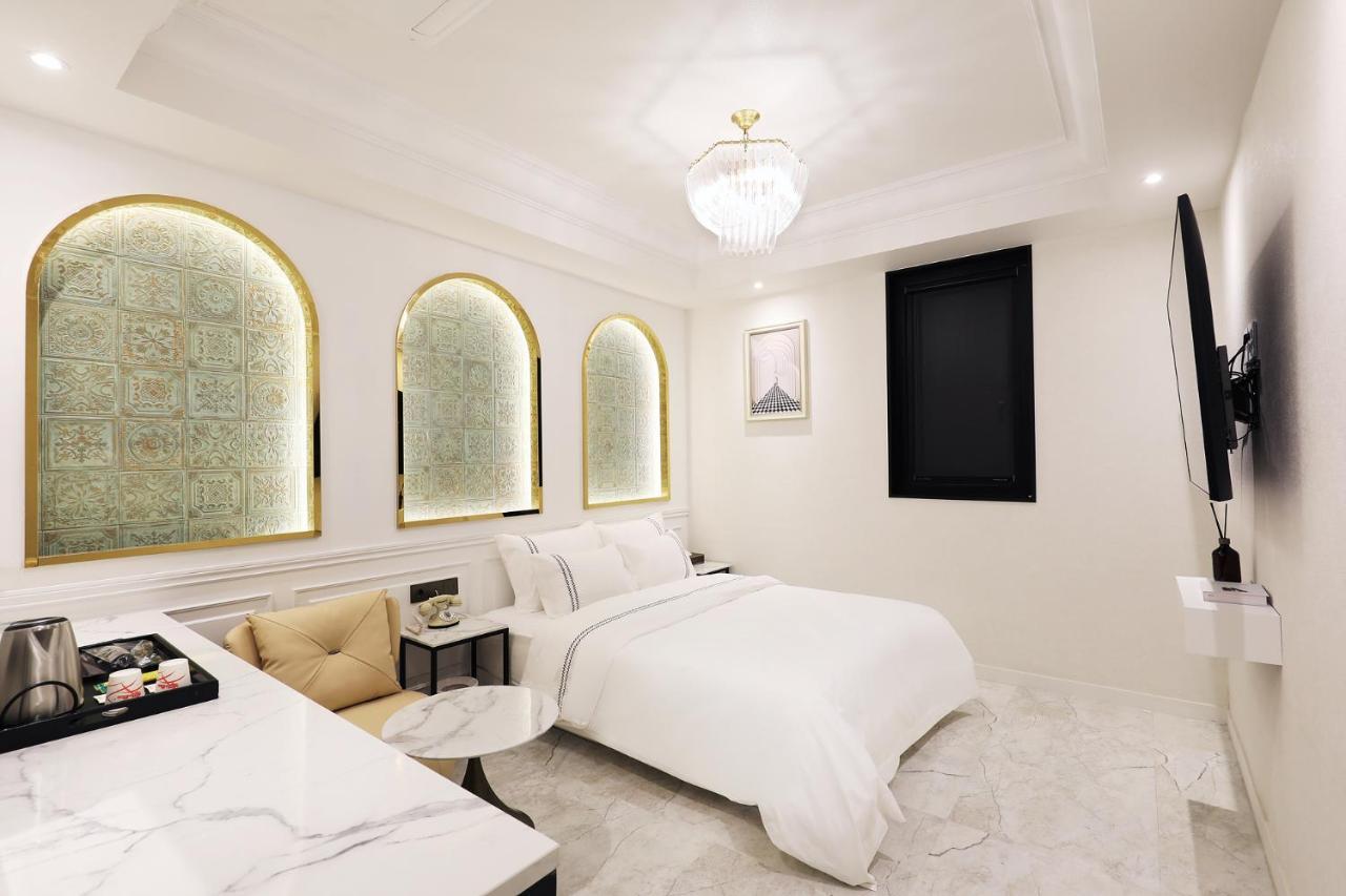 Mari Hotel Chungju Extérieur photo